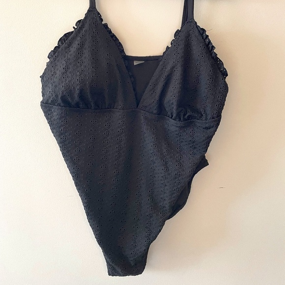 Old Navy Swim Old Navy One Piece Eyelet Bathing Suit Poshmark